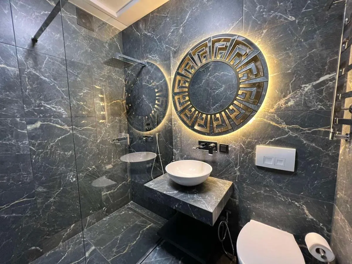 Apartments Lux In City Center Lviv